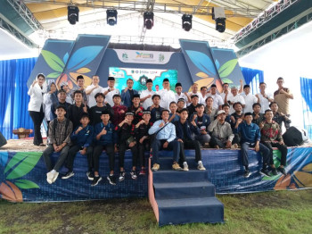 narasumber-kadin-jatim-melalui-kadin-probolinggo-dalam-acara-jatim-expo-pendidikan-dan-umkm-2025-dalam-rangka-harlah-nu-ke-102-dan-harlah-pp-nurul-jadid-paiton-ke-76