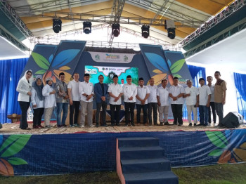 narasumber-kadin-jatim-melalui-kadin-probolinggo-dalam-acara-jatim-expo-pendidikan-dan-umkm-2025-dalam-rangka-harlah-nu-ke-102-dan-harlah-pp-nurul-jadid-paiton-ke-76
