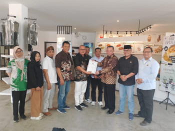 Pendaftaran SKT Organisasi KADIN Kepada Bakesbangpol Probolinggo