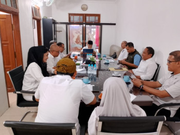 pertemuan-dengan-pengusaha-kabupaten-probolinggo-di-kantor-kadin